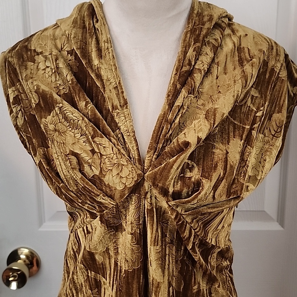Unique Vintage Chartruese Floral Velvet Dress - Picture 2 of 6